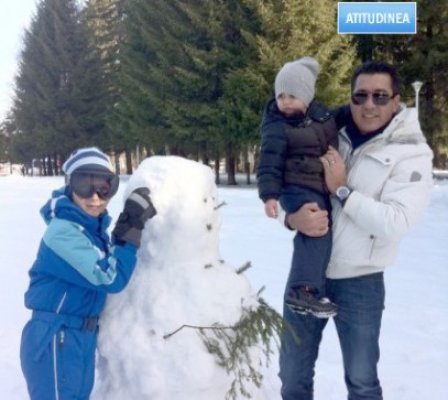 Atitudinea: Chiru a făcut, de Crăciun, oameni de zăpadă alături de copiii săi